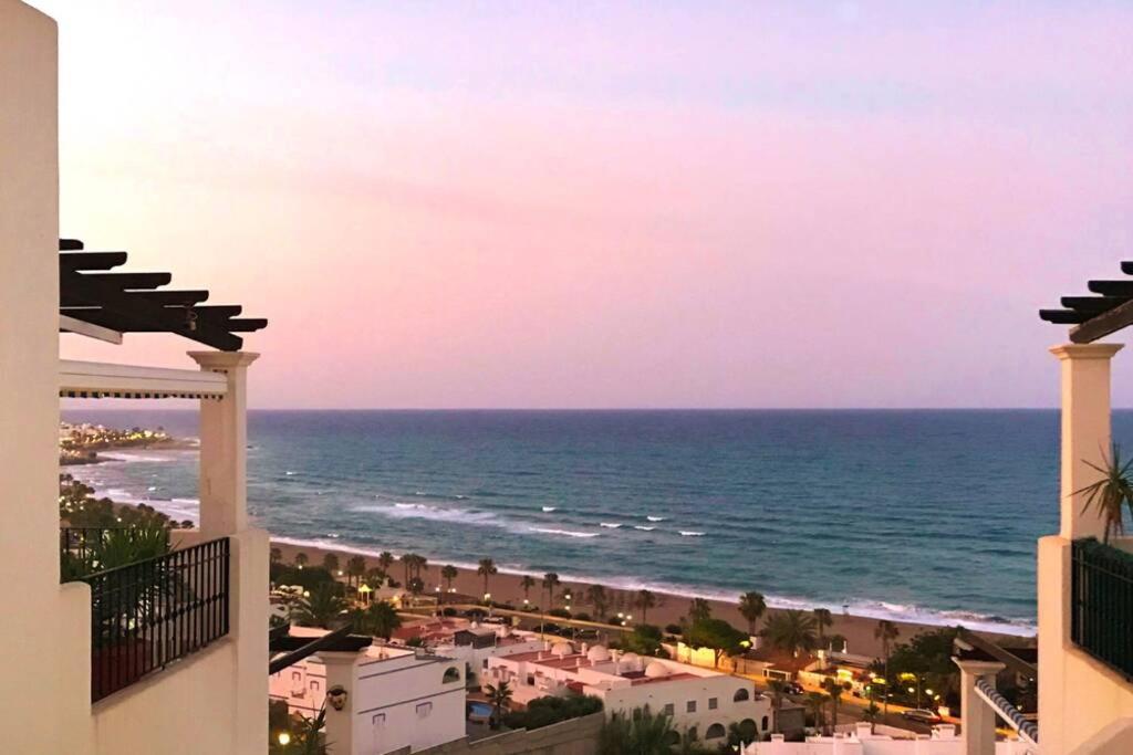 Апартаменти Penthouse With Large Terrace And Roof Solarium, With Amazing Sea Views Мохакар Екстер'єр фото