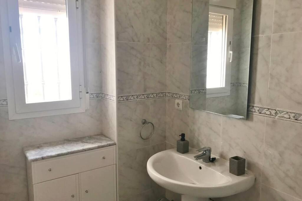Апартаменти Penthouse With Large Terrace And Roof Solarium, With Amazing Sea Views Мохакар Екстер'єр фото
